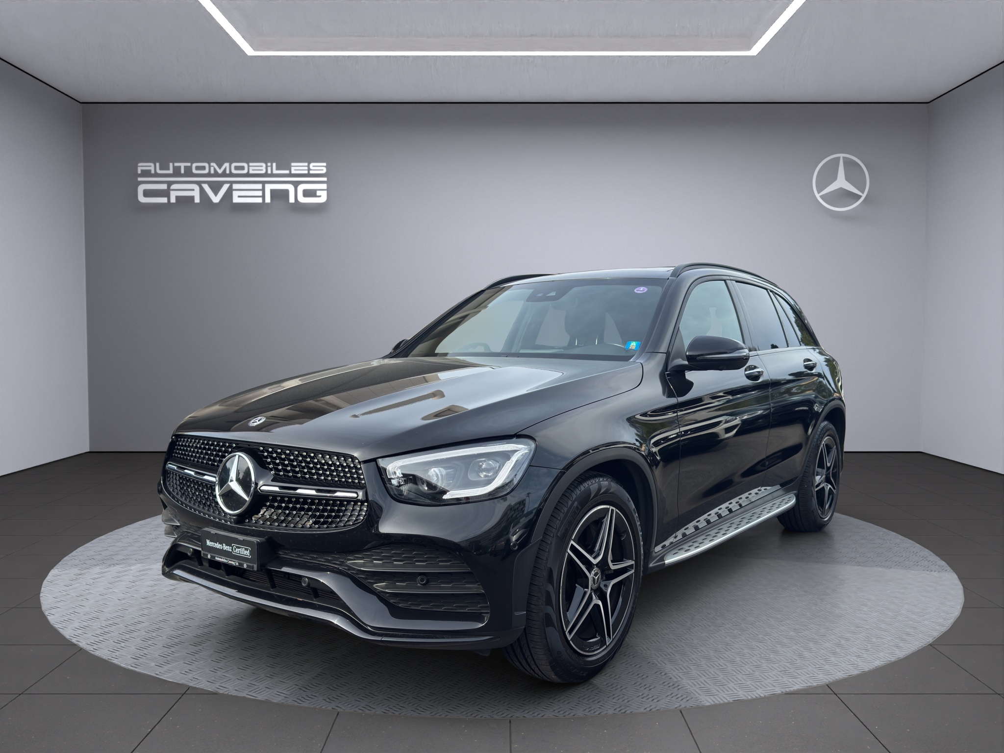 MERCEDES-BENZ GLC 200 AMG Line 4Matic 9G-Tronic