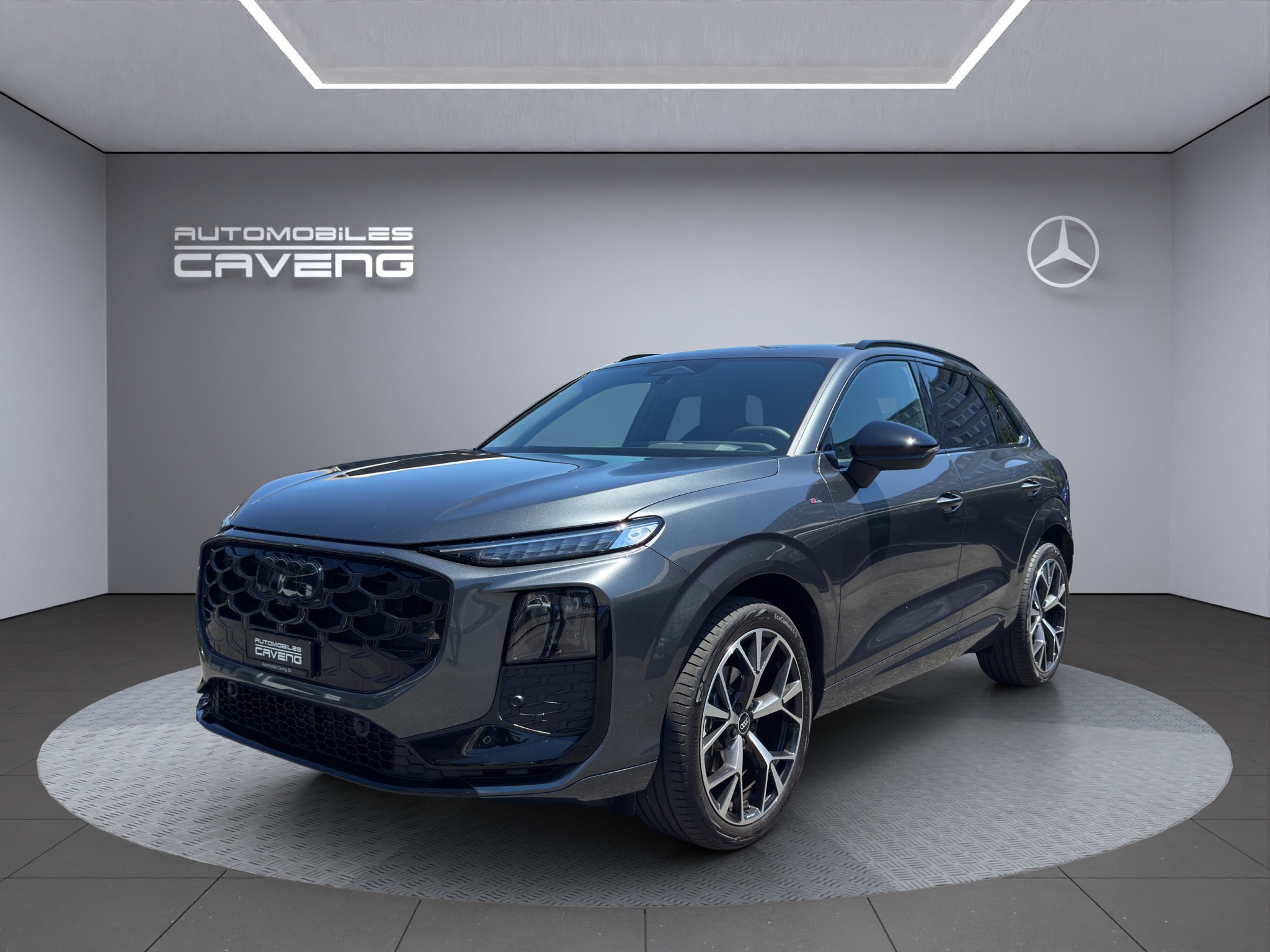 AUDI Q3 SUV 110 kW TFSI S Line S tronic